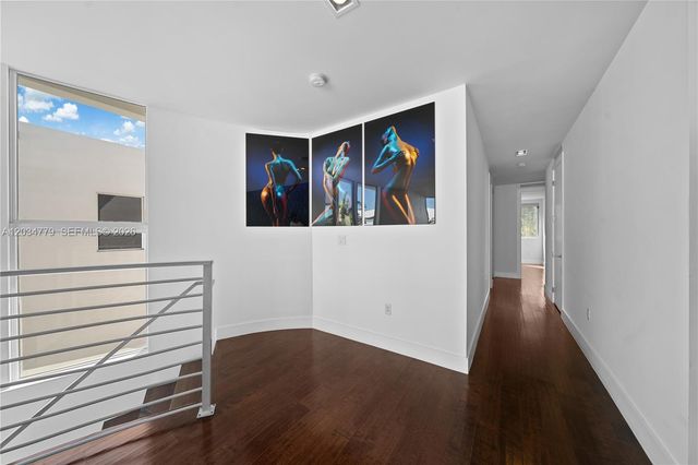 9830 NW 74th Terrace, Doral, FL 33178