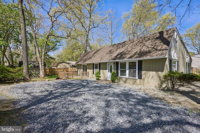 15 ALYSSUM ST, Browns Mills, NJ 08015