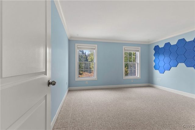 5 Kane Avenue, Skaneateles, NY 13152