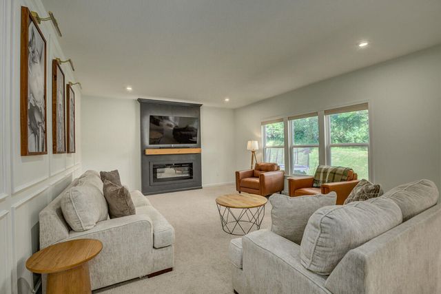 1371 Meadowcrest Circle, Independence, KY 41051