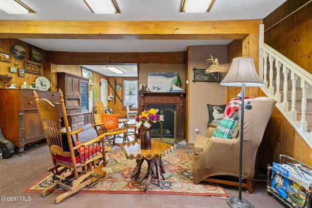 315 Lake Avenue, Lake Luzerne, NY 12846