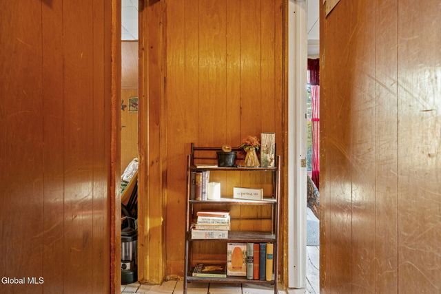 315 Lake Avenue, Lake Luzerne, NY 12846