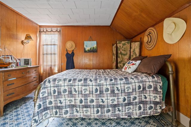 315 Lake Avenue, Lake Luzerne, NY 12846