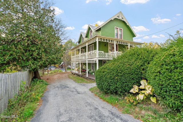 315 Lake Avenue, Lake Luzerne, NY 12846