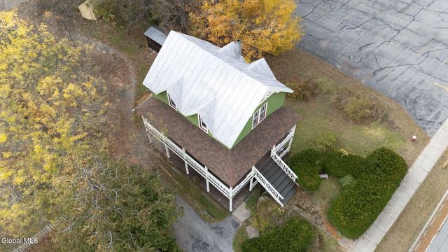 315 Lake Avenue, Lake Luzerne, NY 12846