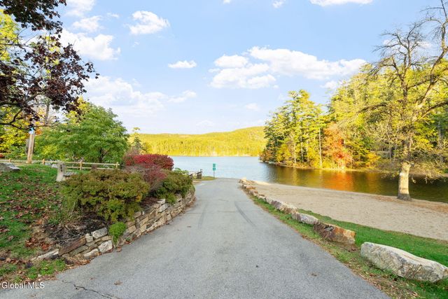 315 Lake Avenue, Lake Luzerne, NY 12846