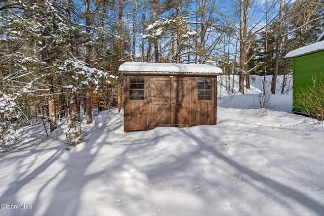 315 Lake Avenue, Lake Luzerne, NY 12846