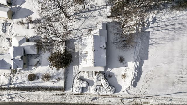 315 Lake Avenue, Lake Luzerne, NY 12846