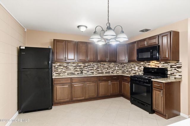 11 Birch Street A, Toms River, NJ 08757
