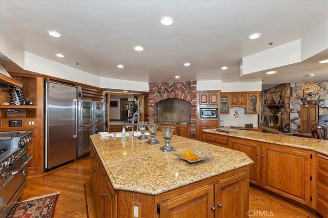 848 Jeffries, Big Bear Lake, CA 92315