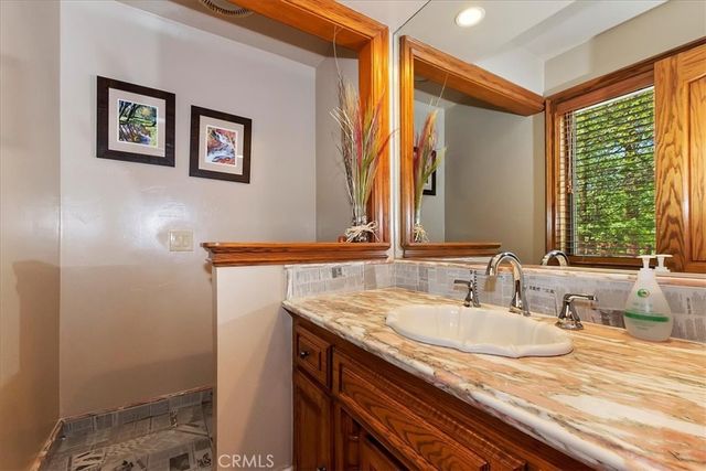 848 Jeffries, Big Bear Lake, CA 92315