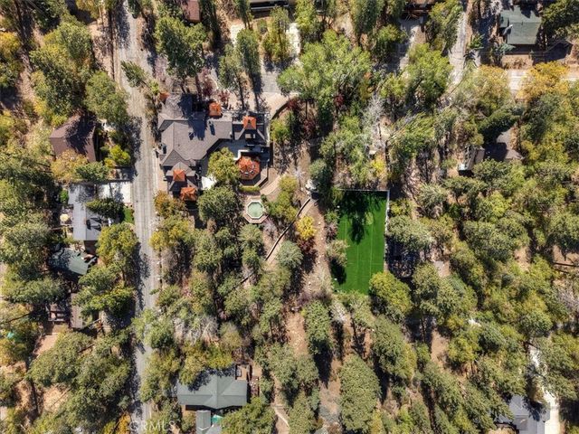 848 Jeffries, Big Bear Lake, CA 92315