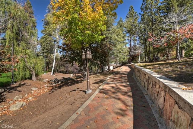 848 Jeffries, Big Bear Lake, CA 92315