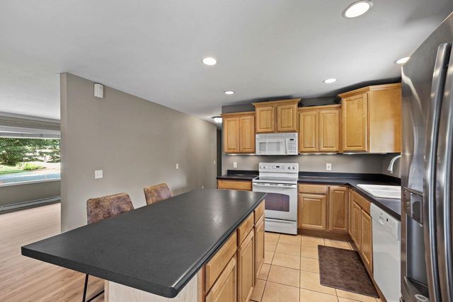 1418 Arrowood Drive, Madison, WI 53704
