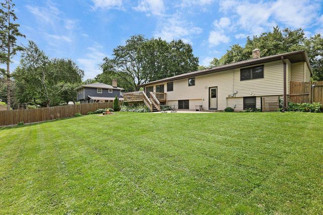 1418 Arrowood Drive, Madison, WI 53704