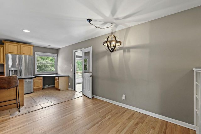 1418 Arrowood Drive, Madison, WI 53704