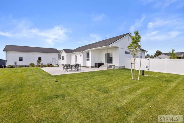 1591 N 805 E, Shelley, ID 83274