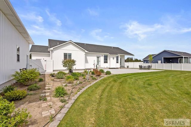 1591 N 805 E, Shelley, ID 83274