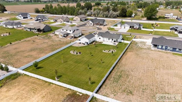 1591 N 805 E, Shelley, ID 83274