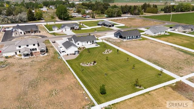 1591 N 805 E, Shelley, ID 83274