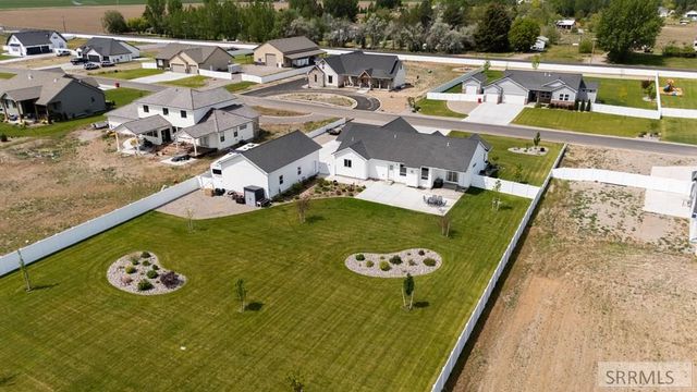 1591 N 805 E, Shelley, ID 83274