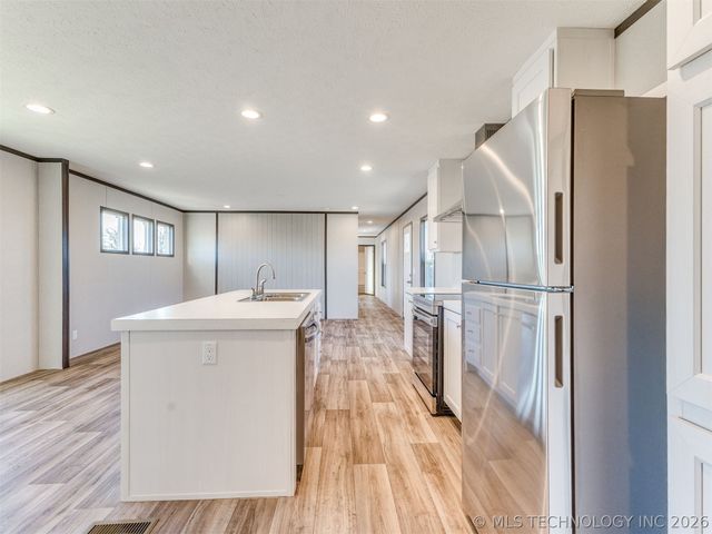 40772 W 61st Street S, Mannford, OK 74044