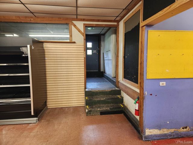 1035 Ethel Avenue, Hancock, MI 49930