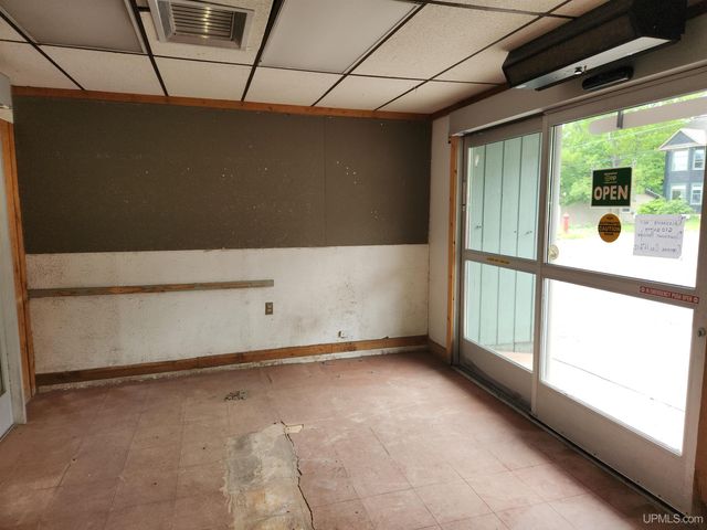 1035 Ethel Avenue, Hancock, MI 49930