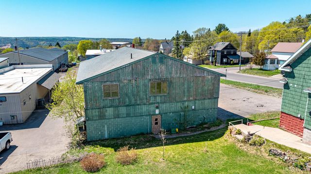 1035 Ethel Avenue, Hancock, MI 49930