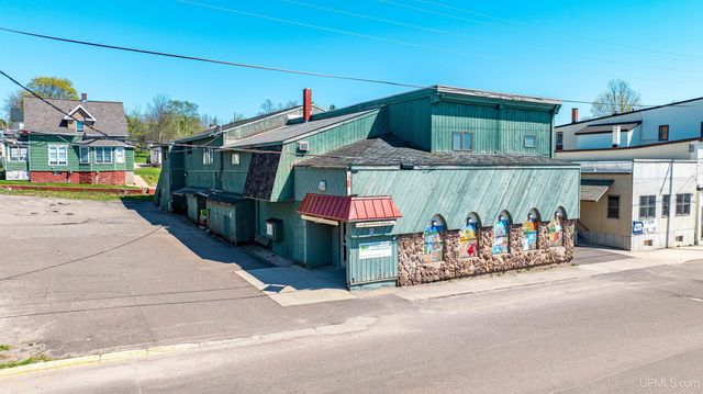 1035 Ethel Avenue, Hancock, MI 49930