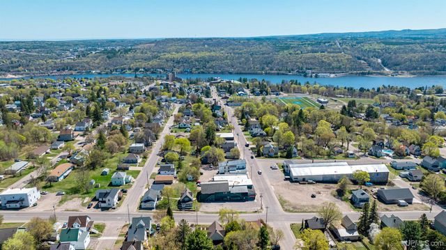 1035 Ethel Avenue, Hancock, MI 49930