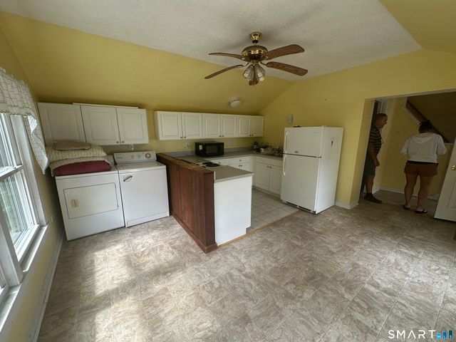 86 State Street, Guilford, CT 06437