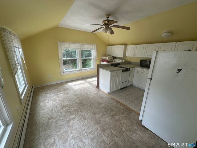 86 State Street, Guilford, CT 06437