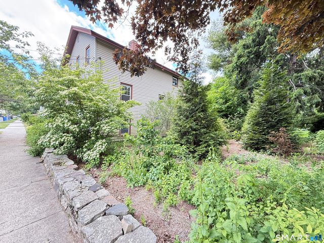 86 State Street, Guilford, CT 06437