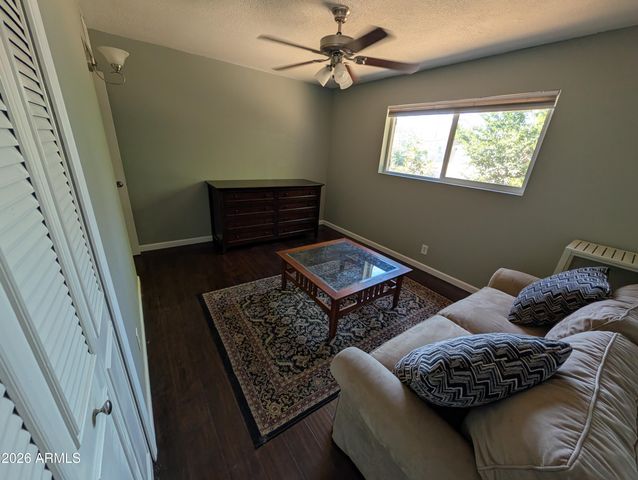 1039 E LARKSPUR Lane, Tempe, AZ 85288
