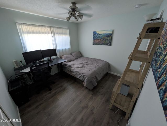 1039 E LARKSPUR Lane, Tempe, AZ 85288