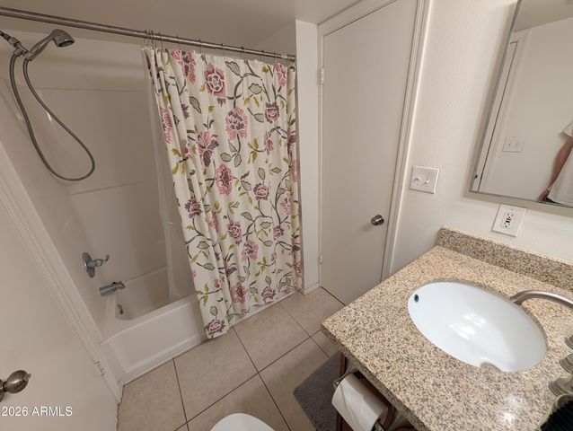 1039 E LARKSPUR Lane, Tempe, AZ 85288