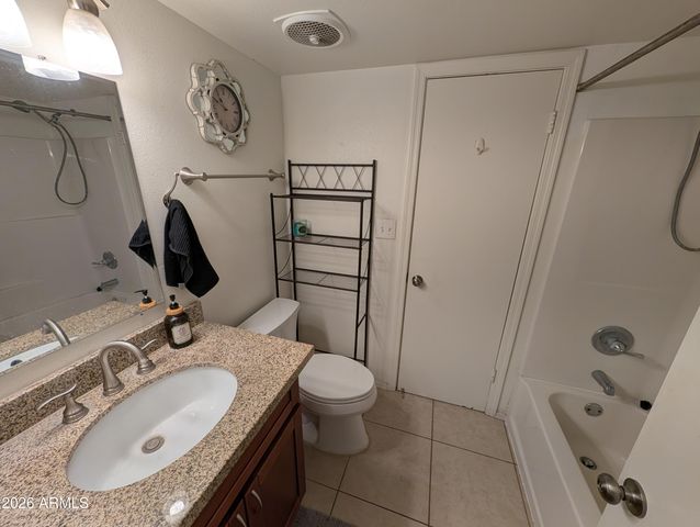 1039 E LARKSPUR Lane, Tempe, AZ 85288