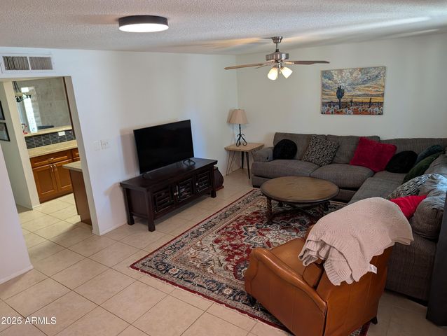 1039 E LARKSPUR Lane, Tempe, AZ 85288