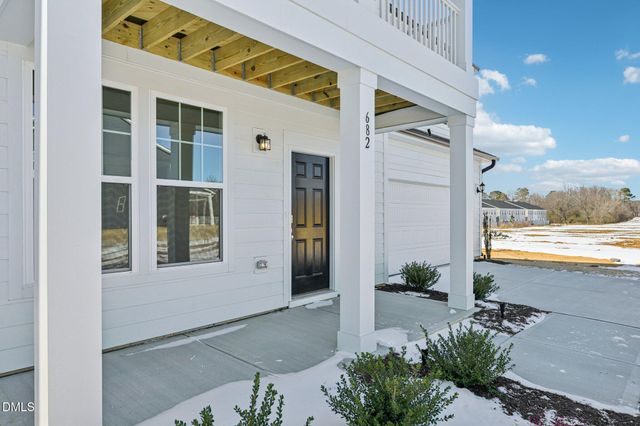 836 Old Station Point, Angier, NC 27501