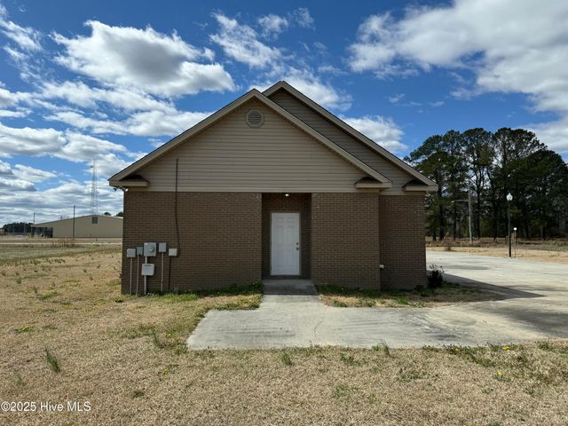 111 Fontana Street, Clinton, NC 28328