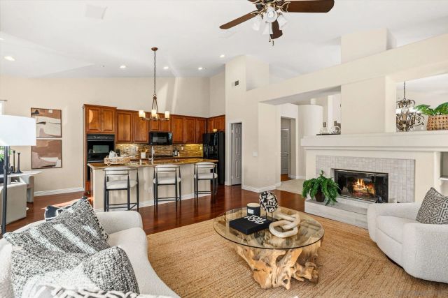 2397 Old Ranch, Escondido, CA 92027