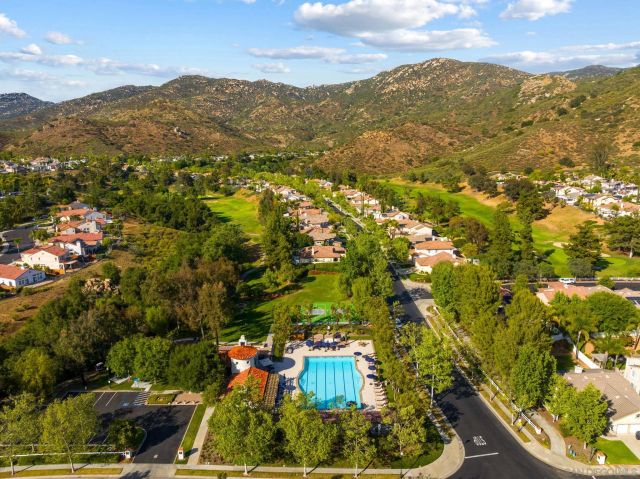2397 Old Ranch, Escondido, CA 92027