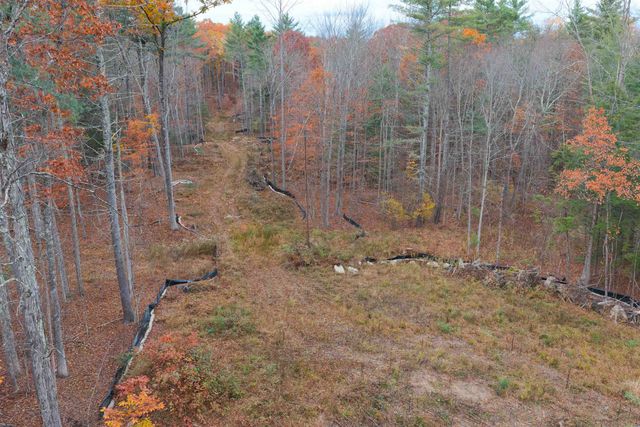 Lake Road, Brentwood, NH 03833