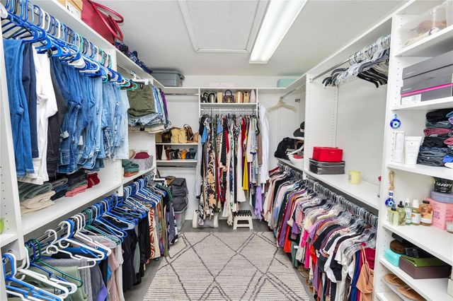 10615 LUCAYA DRIVE, Tampa, FL 33647