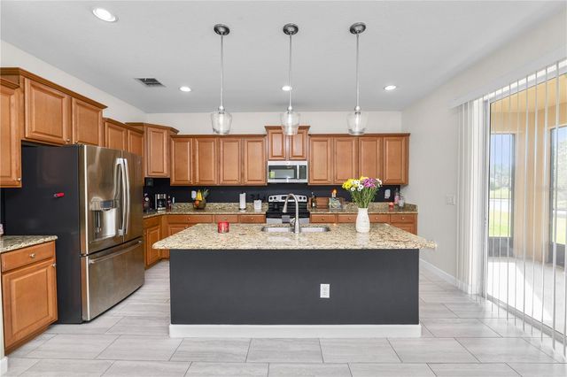 10615 LUCAYA DRIVE, Tampa, FL 33647