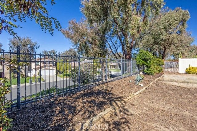 31670 Corte Encinas, Temecula, CA 92592