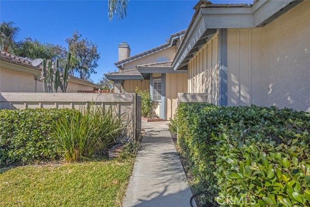 31670 Corte Encinas, Temecula, CA 92592