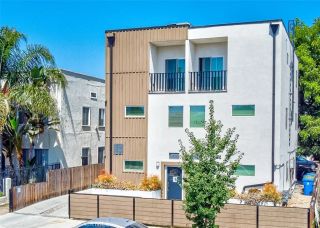 715 W 47th Street, Los Angeles, CA 90037