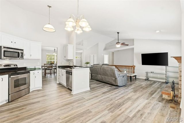 32518 Lily Lake Court 889, Wright City, MO 63390